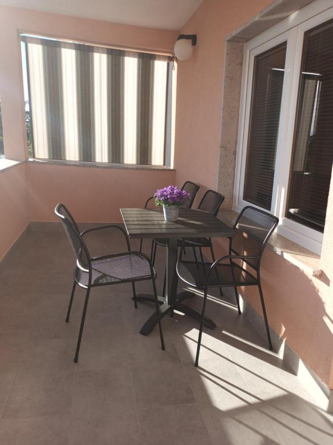 Apartments Merlin Novigrad  Exterior photo